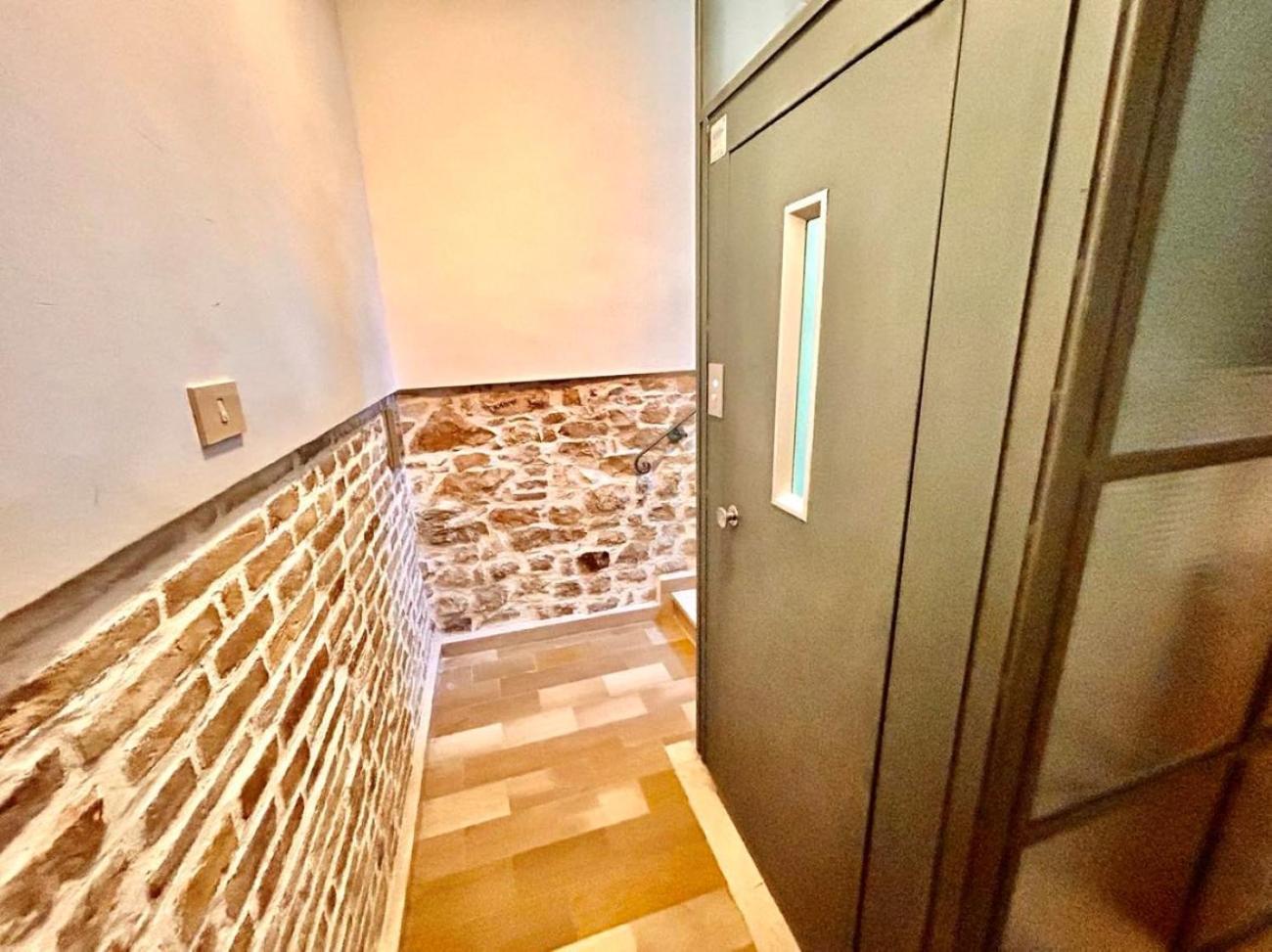 Paulis - Semiattico In Pieno Centro A Sirolo, Con Meravigliosa Vista Mare Apartman Kültér fotó