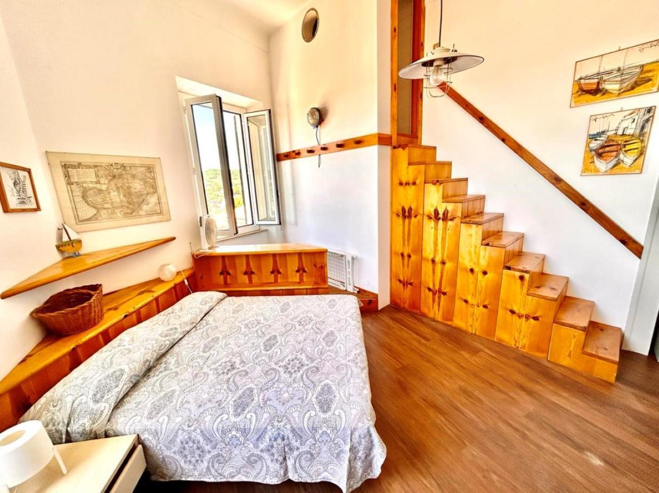 Paulis - Semiattico In Pieno Centro A Sirolo, Con Meravigliosa Vista Mare Apartman Kültér fotó