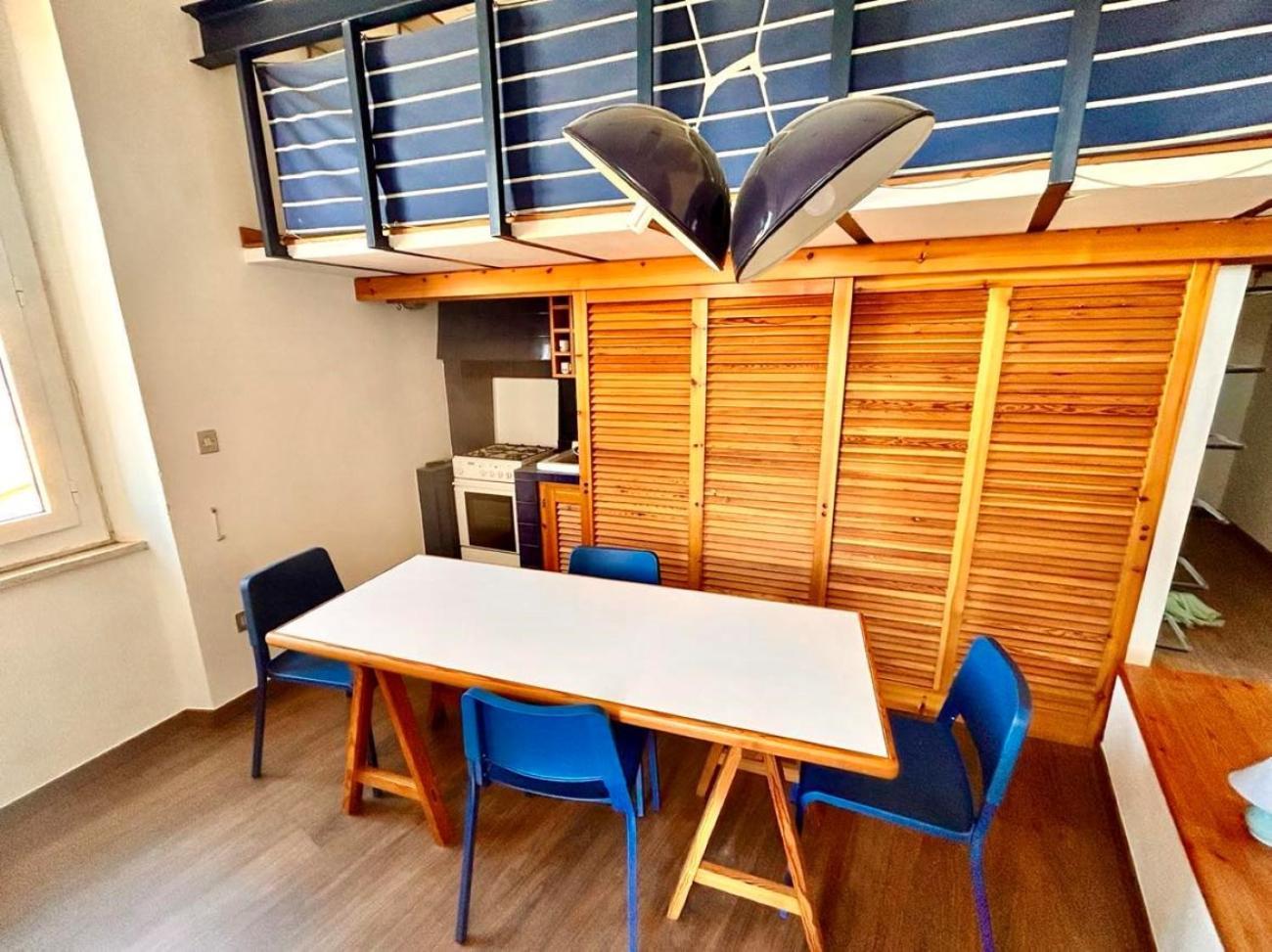 Paulis - Semiattico In Pieno Centro A Sirolo, Con Meravigliosa Vista Mare Apartman Kültér fotó
