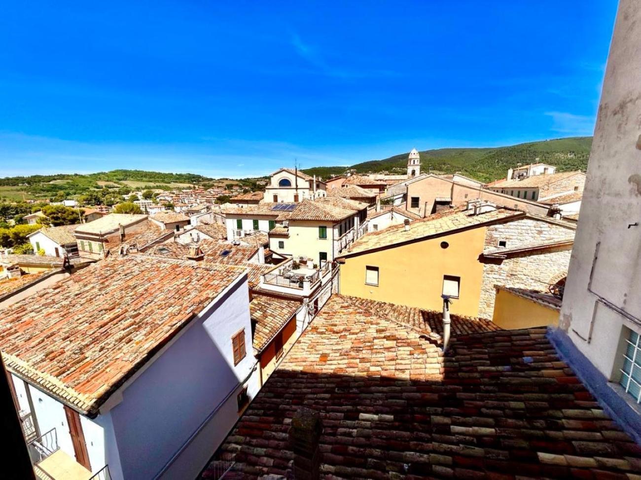 Paulis - Semiattico In Pieno Centro A Sirolo, Con Meravigliosa Vista Mare Apartman Kültér fotó